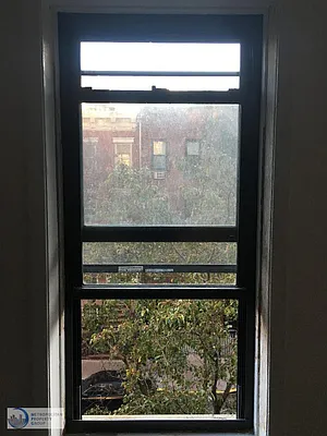 Rented by Metropolitan Property Group | media 10