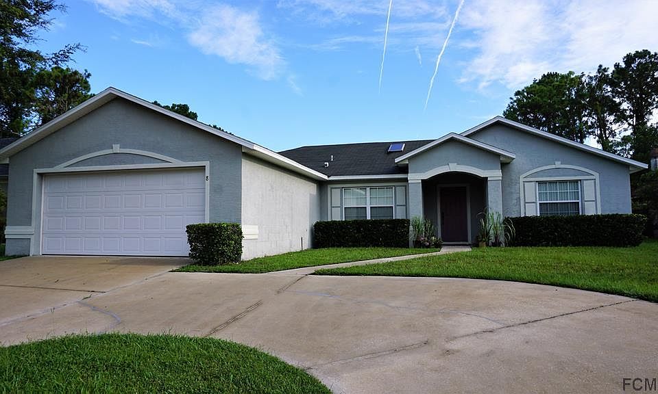 1st image of 8 Wood Haven Dr