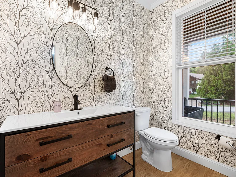 100 Riley Dr — Photo 10