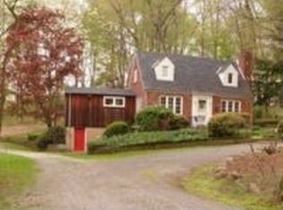 5662 Kings School Rd, Bethel Park, PA 15102