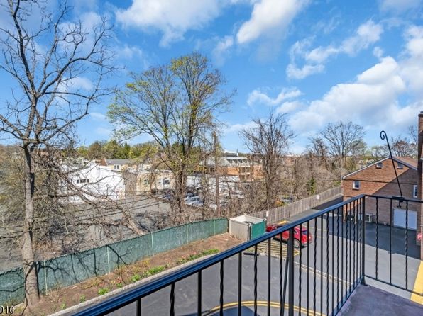 260 Prospect Street, Unit 21, Westfield Town, NJ 07090