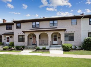 118 Somerset Dr, Suffern, NY 10901