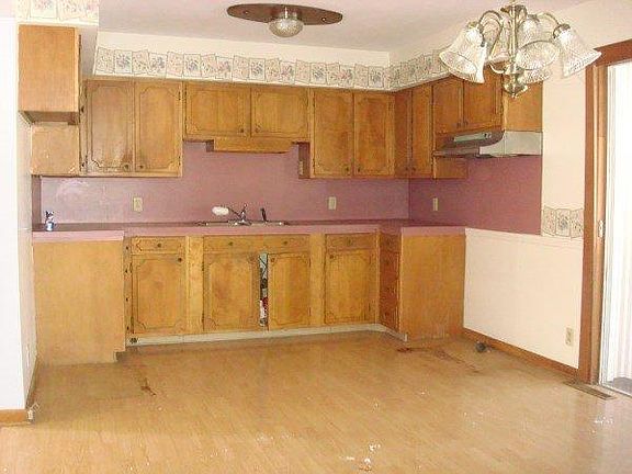 3rd image of 1334 Park St