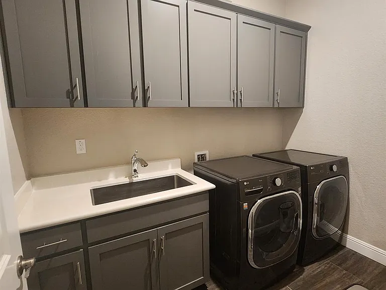 1820 Van Ruiten Dr — Photo 5