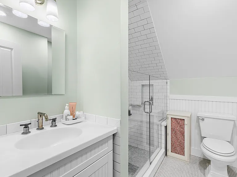 98 Sherrill Rd — Photo 14