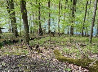 E Buckhorn Dr, Millersburg, OH 44654