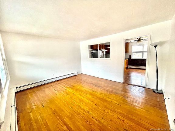 4th image of 18 Dan Parker Dr