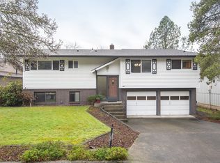 17725 Tims View Ave, Gladstone, OR 97027