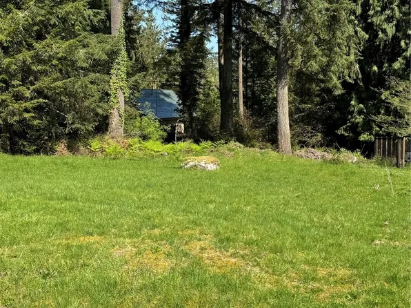 11205 Hillcrest Drive, Anderson Island, WA 98303