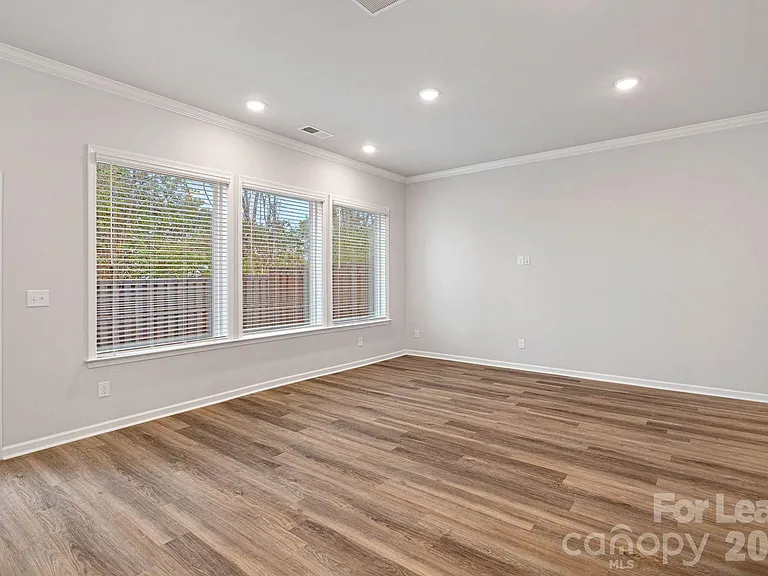 8054 Houser St — Photo 11
