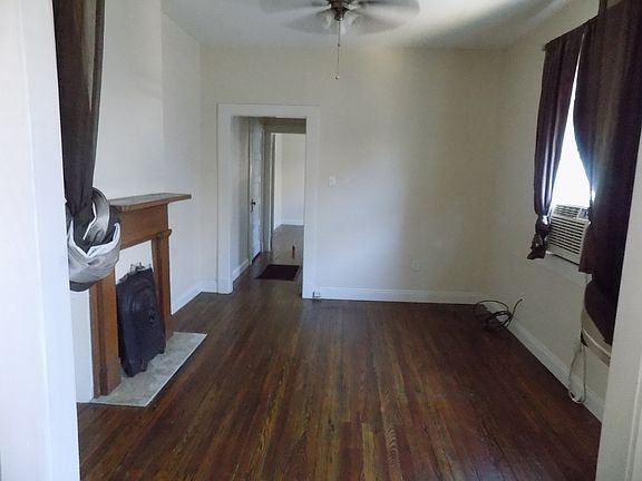 2nd image of 4709 Palmyra St