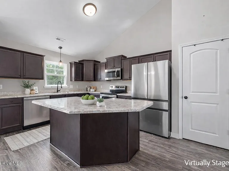 111 Anderson Ave — Photo 8