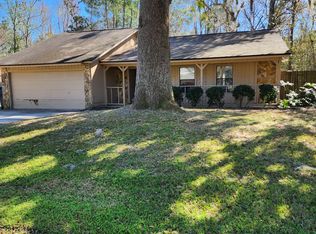 6199 Island Forest Dr, Fleming Island, FL 32003