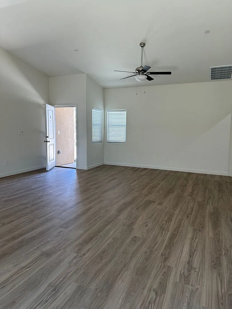 8319 Frankie Lou St. #B - Apartment — Photo 3