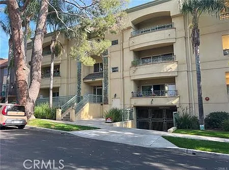 620 E Palm #302