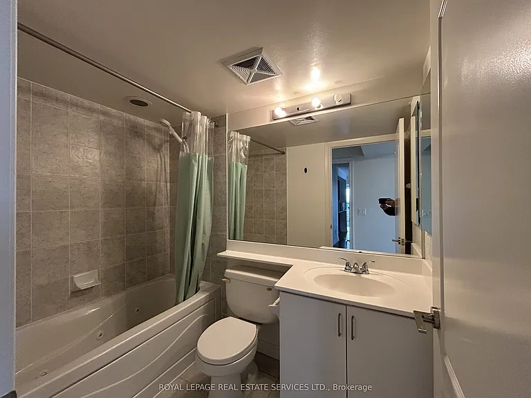 70 Town Centre Ct #2402 — Photo 10