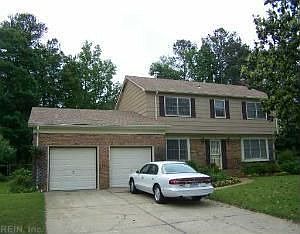 1st image of 712 Queen Elizabeth Dr