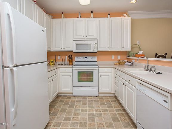 4th image of 395 S Crow Creek Drive #1509