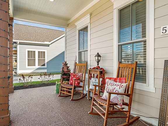 5th image of 5555 Catalpa Dr