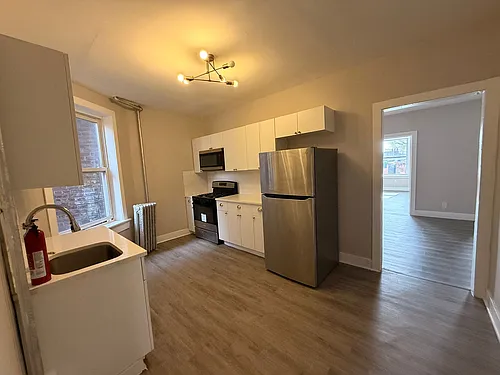 6000-02 Monroe Pl Photo 1