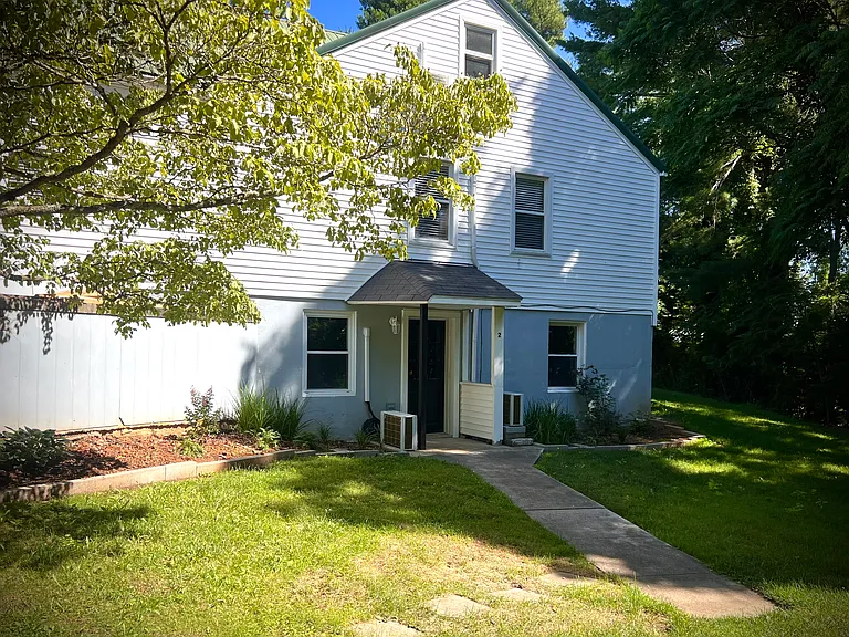 25 Ginger Ln #2 — Photo 1
