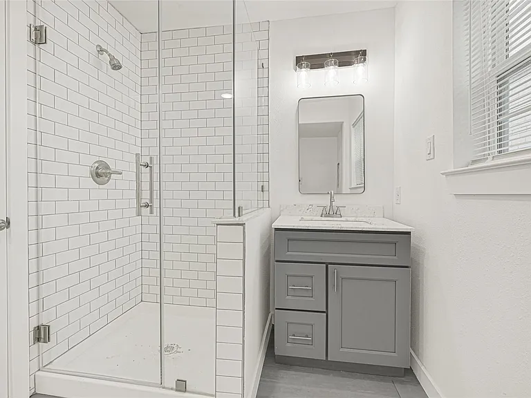 6620 Lawndale St #2 — Photo 4