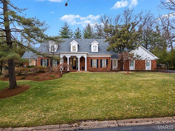 5th image of 1691 Frontenac Woods Ln