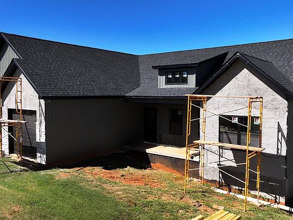 2nd image of 9692 Leesville Rd