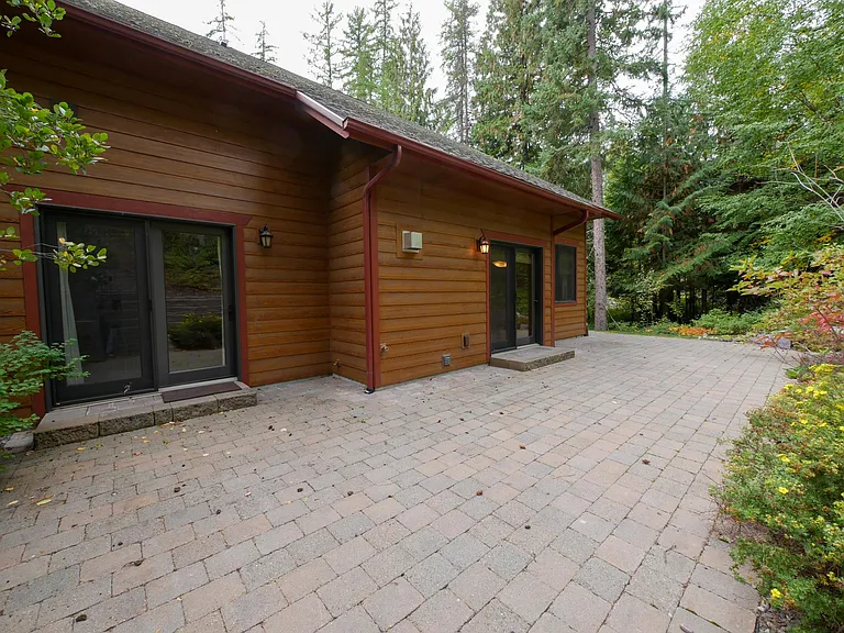 1917 Racquet Ct — Photo 21