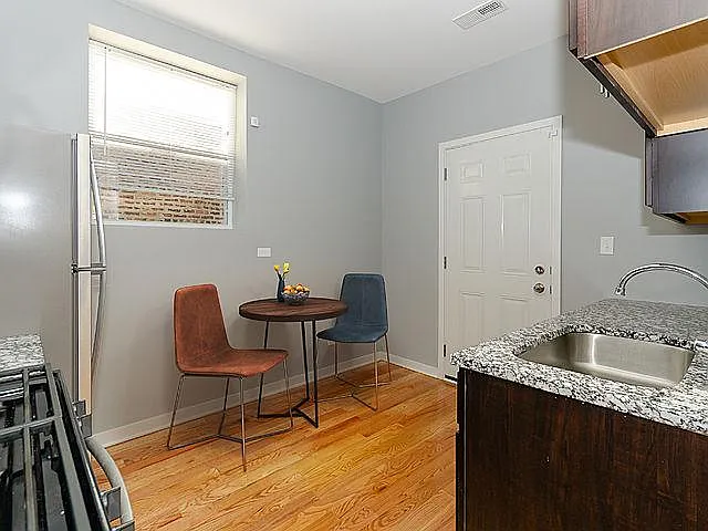 Building Photo - 2448 E 77th St #1