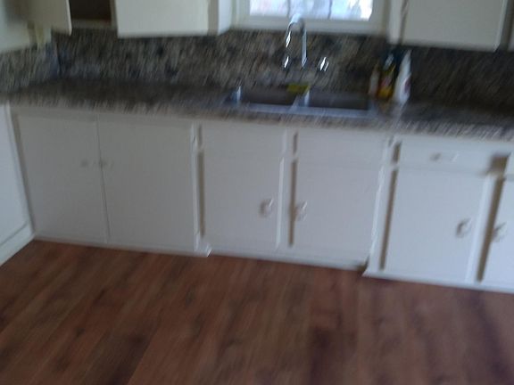 2nd image of 12925 Yosemite Blvd