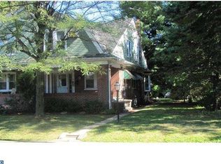 50 W Lincoln Ave, Hatfield, PA 19440