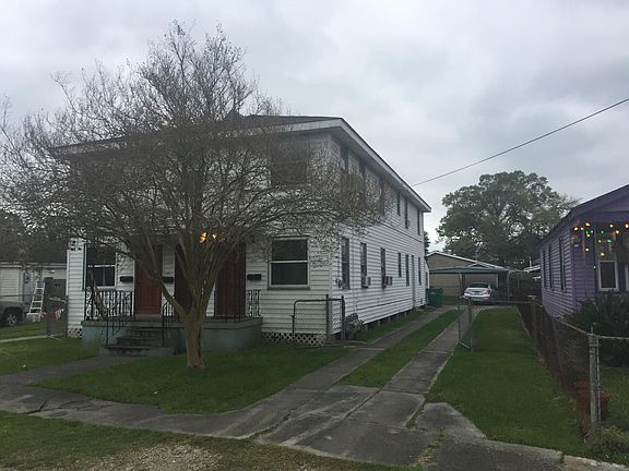 3rd image of 3912 Civic St APT C