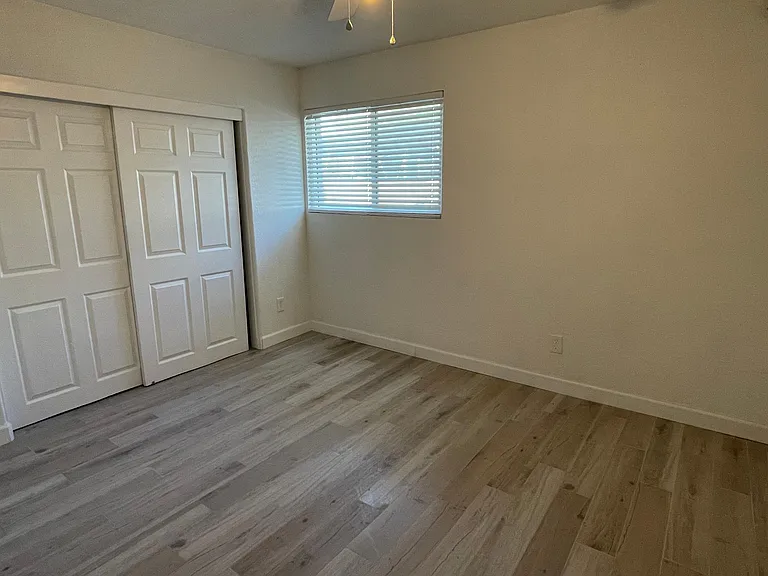 824 W Laird St — Photo 8
