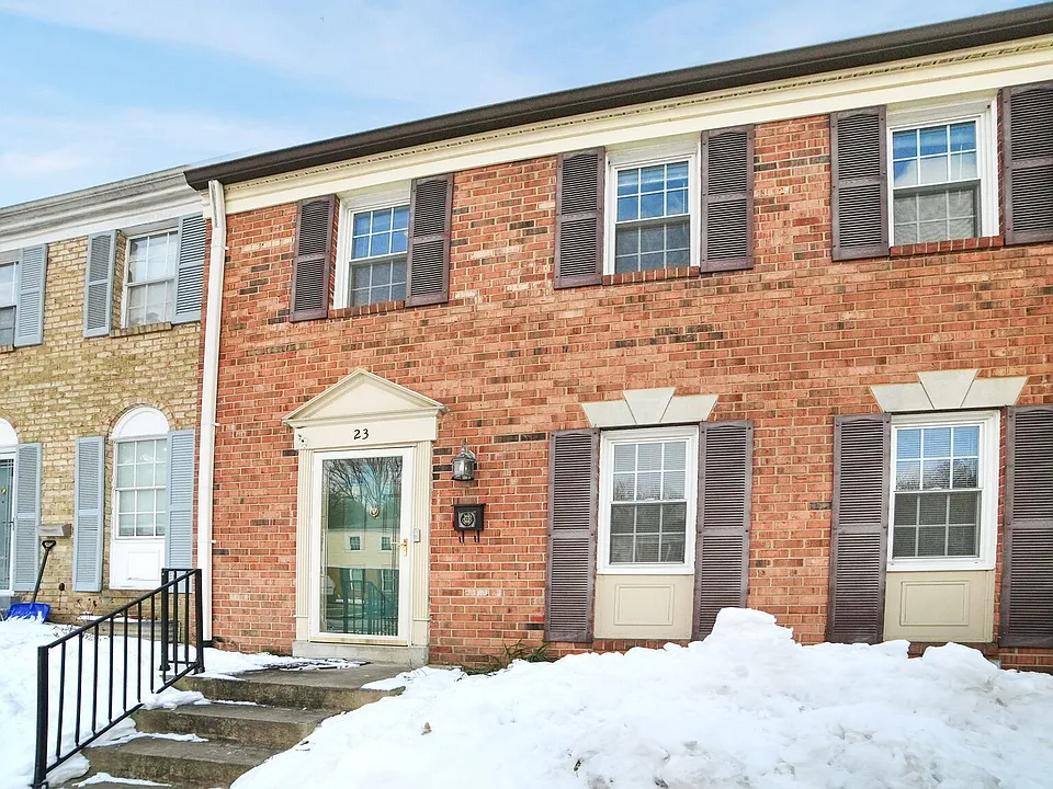 23 Honey Brook Ln