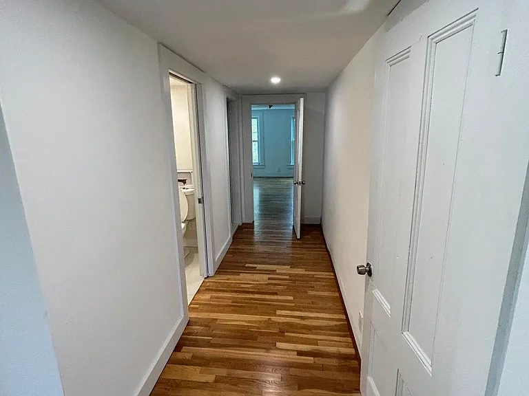 83 Flint St #2 — Photo 32
