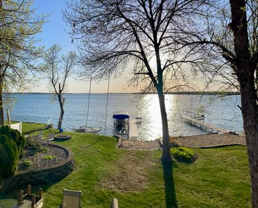 1260 E Shore Dr, Detroit Lakes, MN, 56501