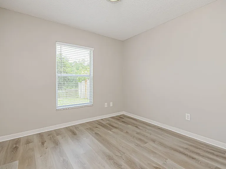 11528 Grazeley Ct — Photo 13