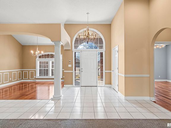 3rd image of 6600 Carlisle Bnd