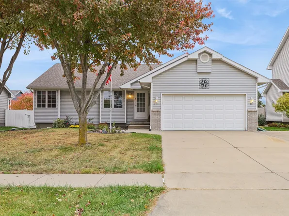 315 Terrace Dr, Waukee, IA 50263