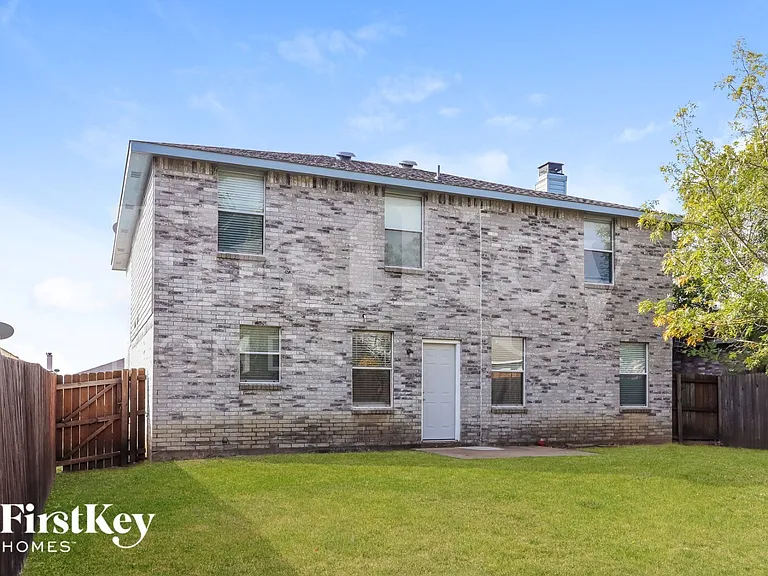 3900 Golden Horn Ln — Photo 15