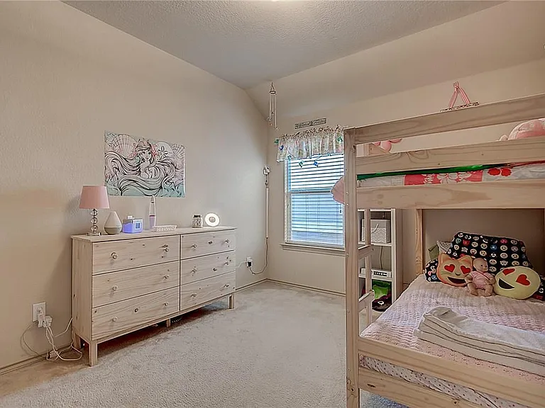 5009 Holliday Dr — Photo 24