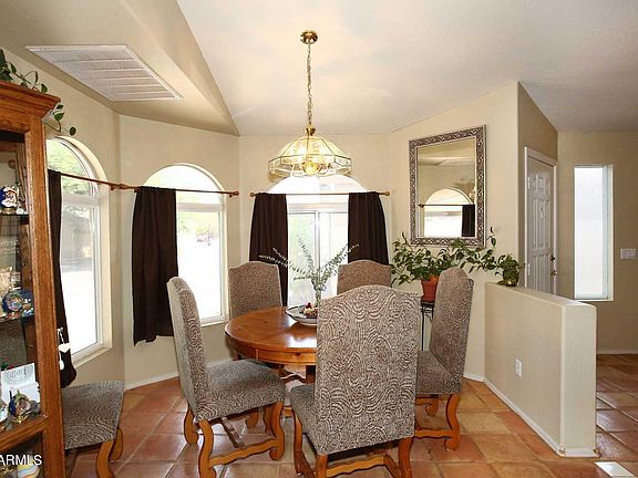 3rd image of 3309 E Waltann Ln