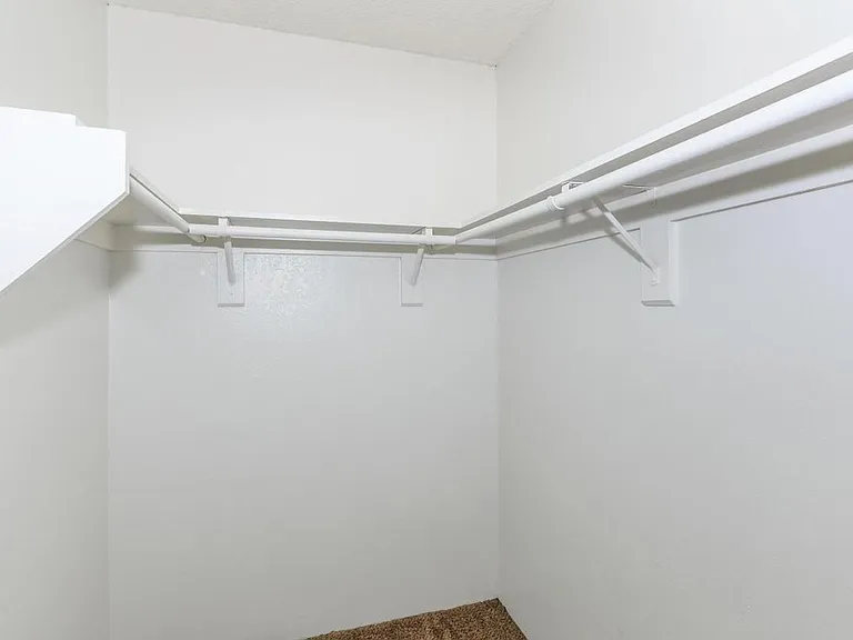 Rio Cancion Apartments — Photo 26