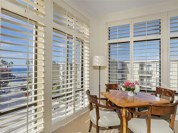 4th image of 8110 El Paseo Grande Unit 405