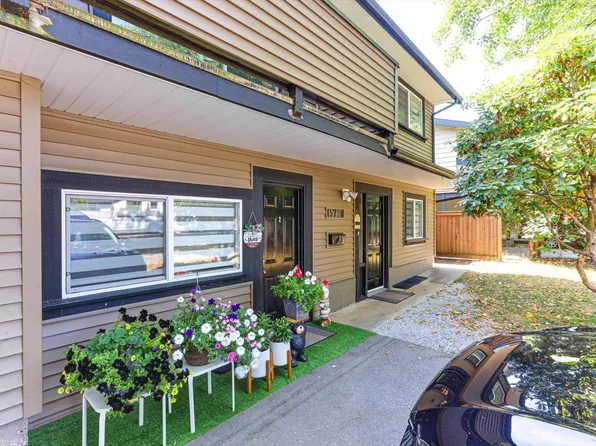 15720 Aster Rd, Surrey, BC V4A 1Y5