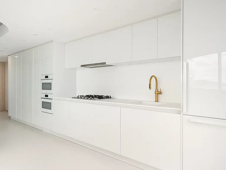 1033 Nelson St #2403 — Photo 3
