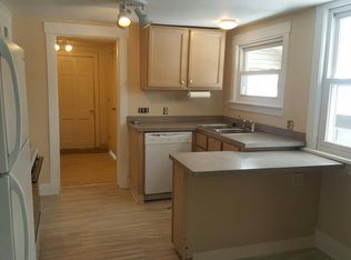 370 E Main St, Canfield, OH 44406