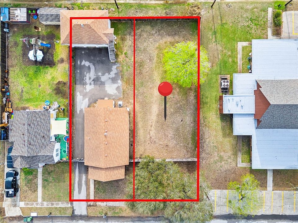 1st image of 718 McIntyre Ave
