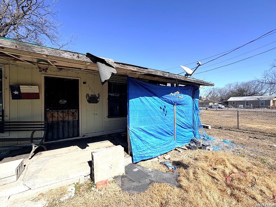 2nd image of 2807 Tampico
